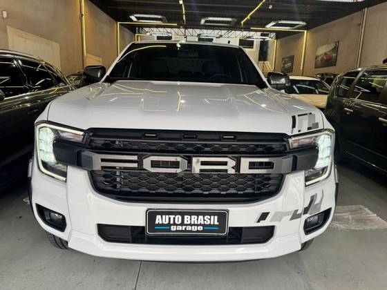 FORD RANGER 2.0 TURBO DIESEL CD BLACK 4X2 AUTOMÁTICO